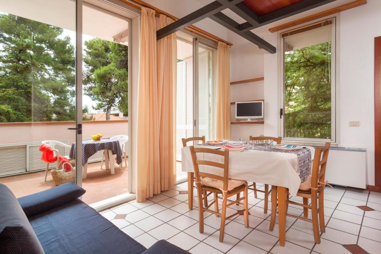 Residenza Villa Lidia ริชชิโอเน ภายนอก รูปภาพ